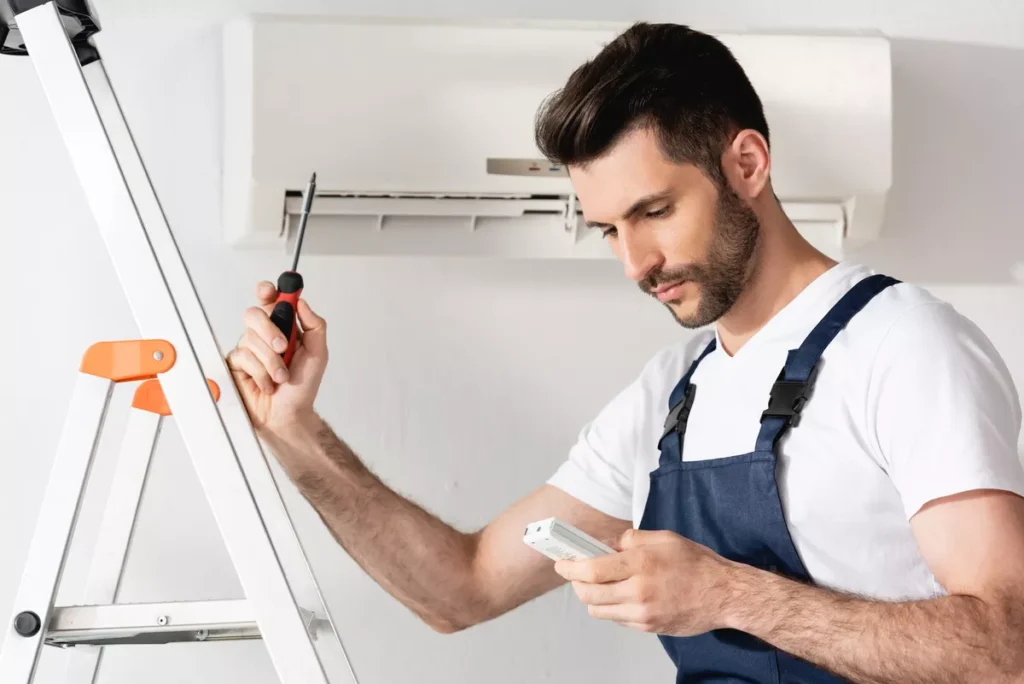 ac repair technician troubleshooting Aurora, IL